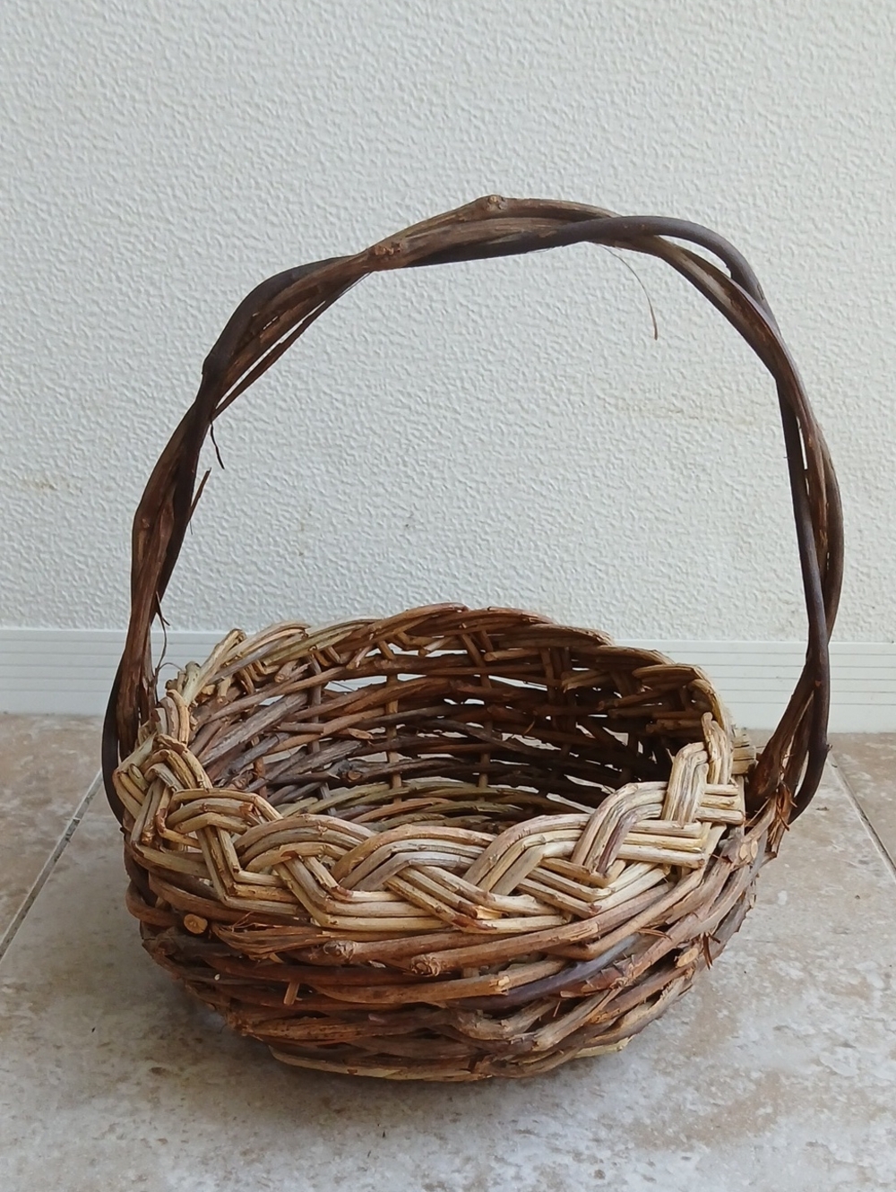 Handwoven Brown Grapevine Basket with Handle